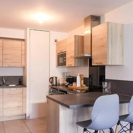 Sahara - Appartement Ensoleille Au Coeur De Reims Exterior foto